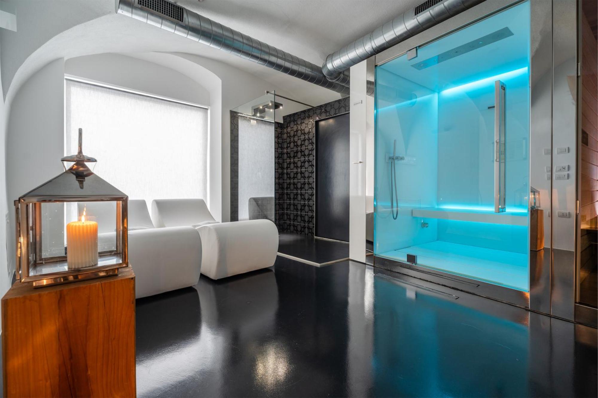 On The Rock Hotel Arco Bagian luar foto