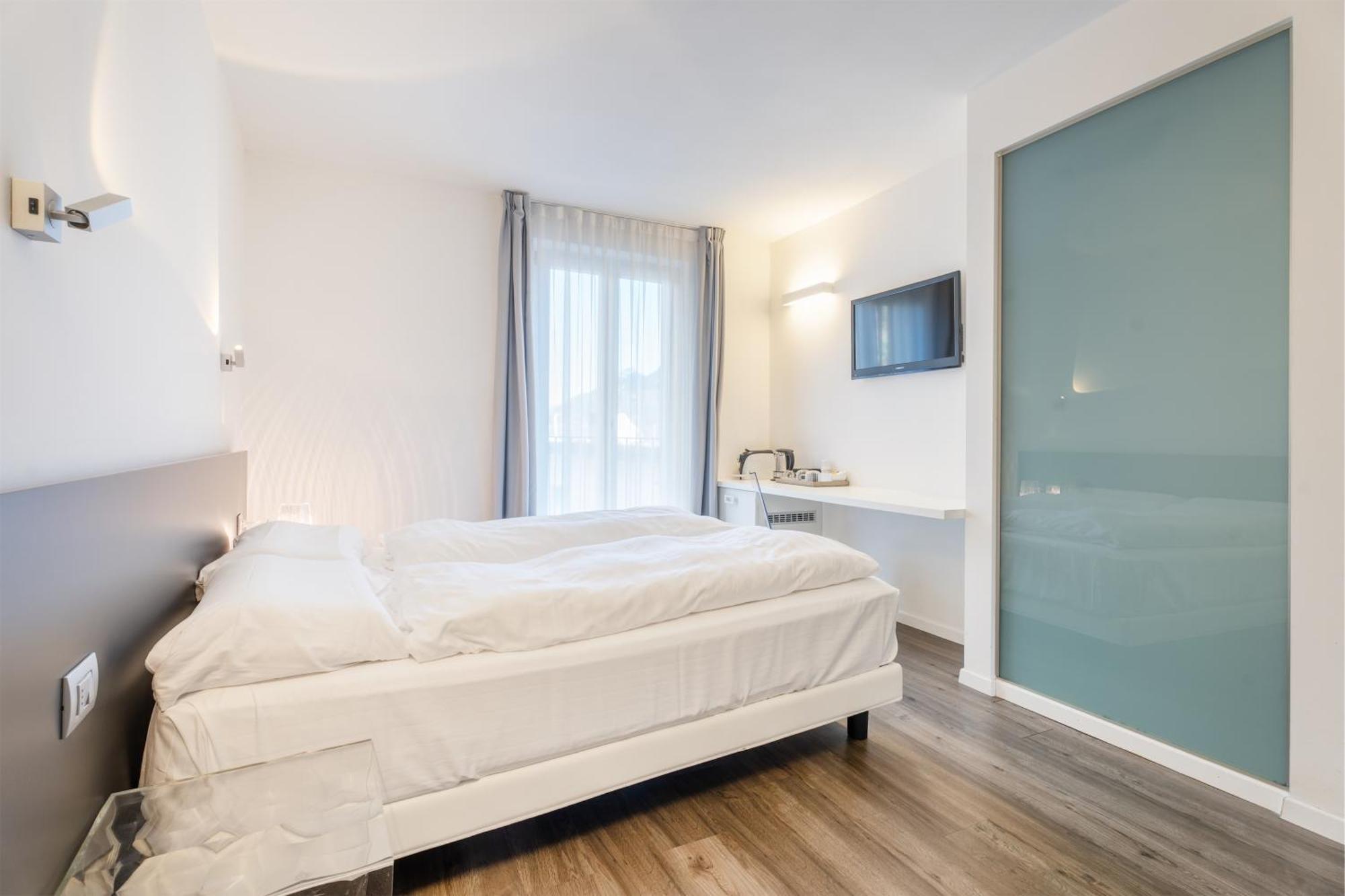 On The Rock Hotel Arco Bagian luar foto